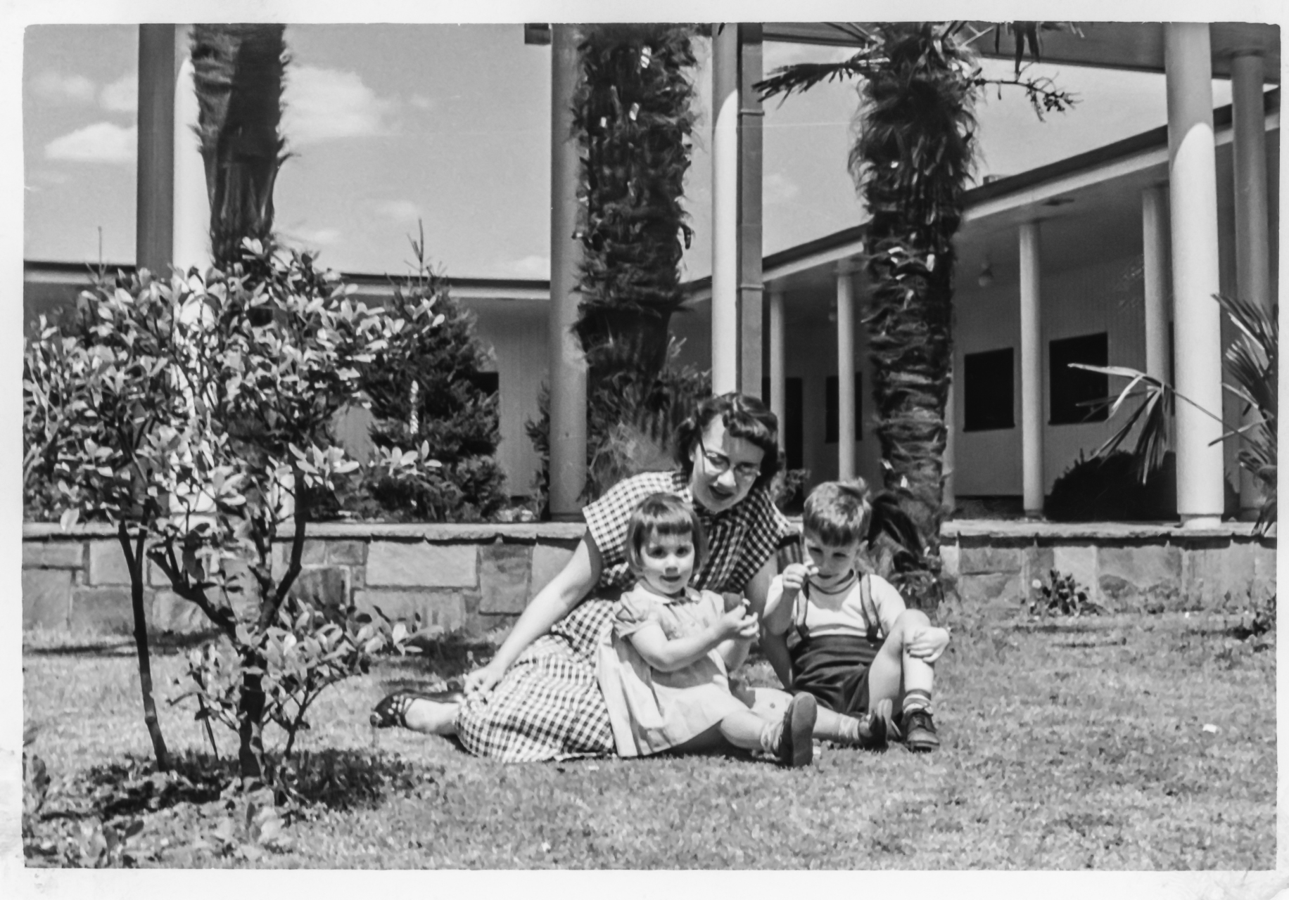 Frank/Susan Japan: 1955