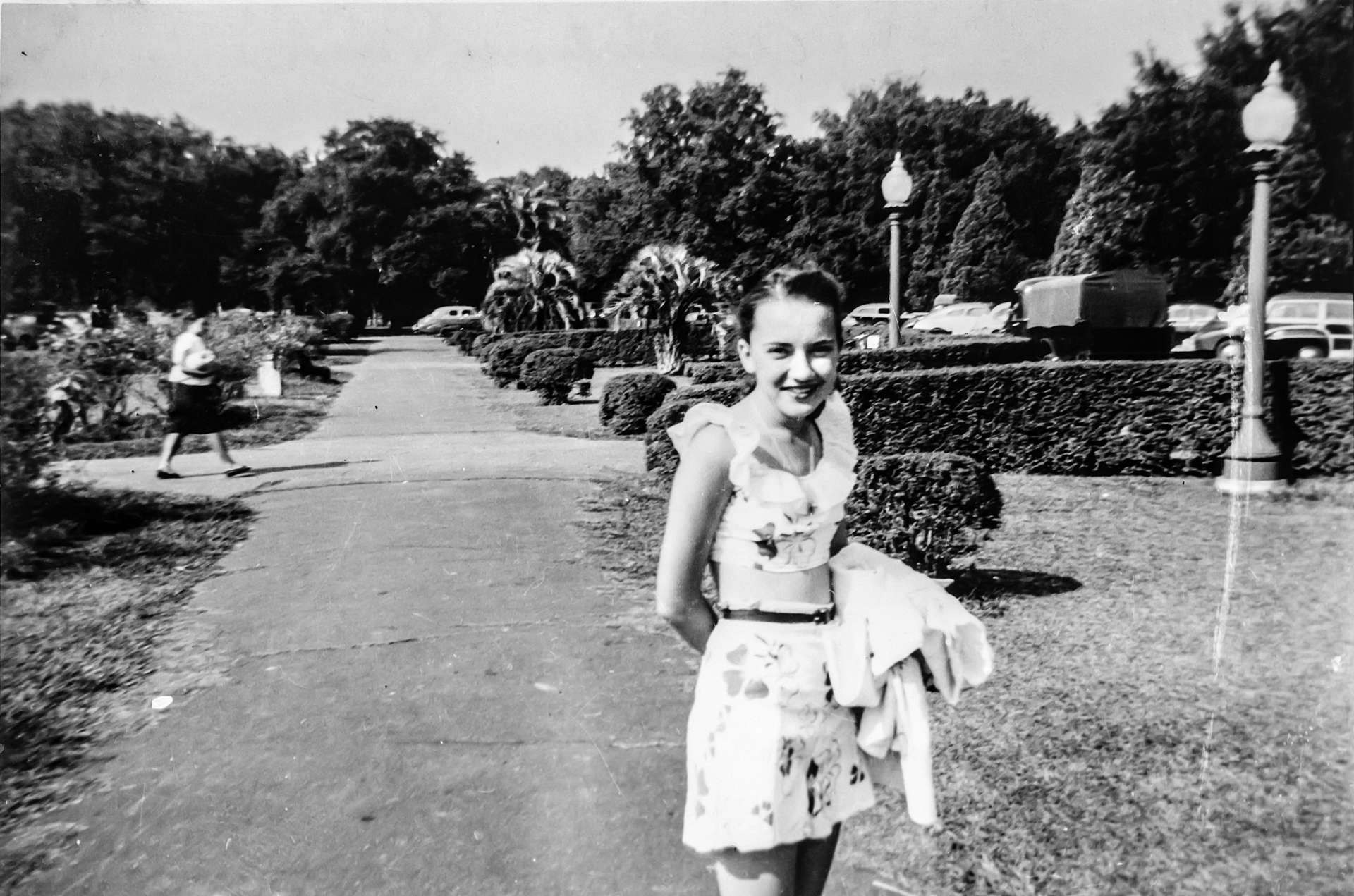 Marilyn Graves Family 1940s